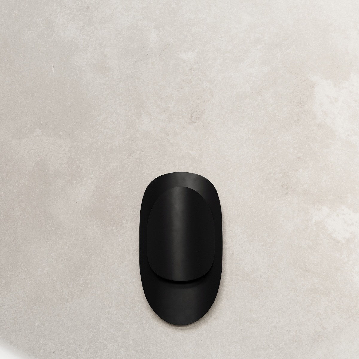 Sieninis šviestuvas "Tear Black"