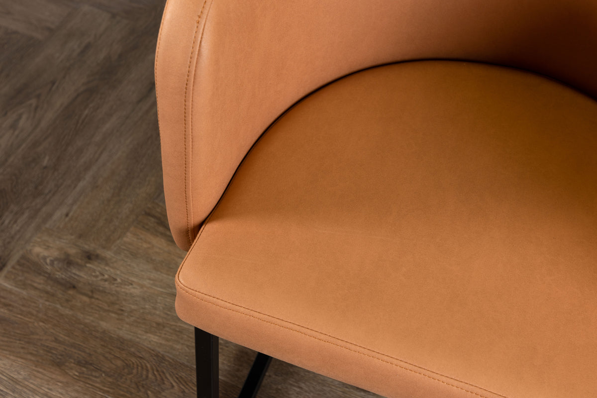 Konsolinė kėdė "Simrishan Brown"