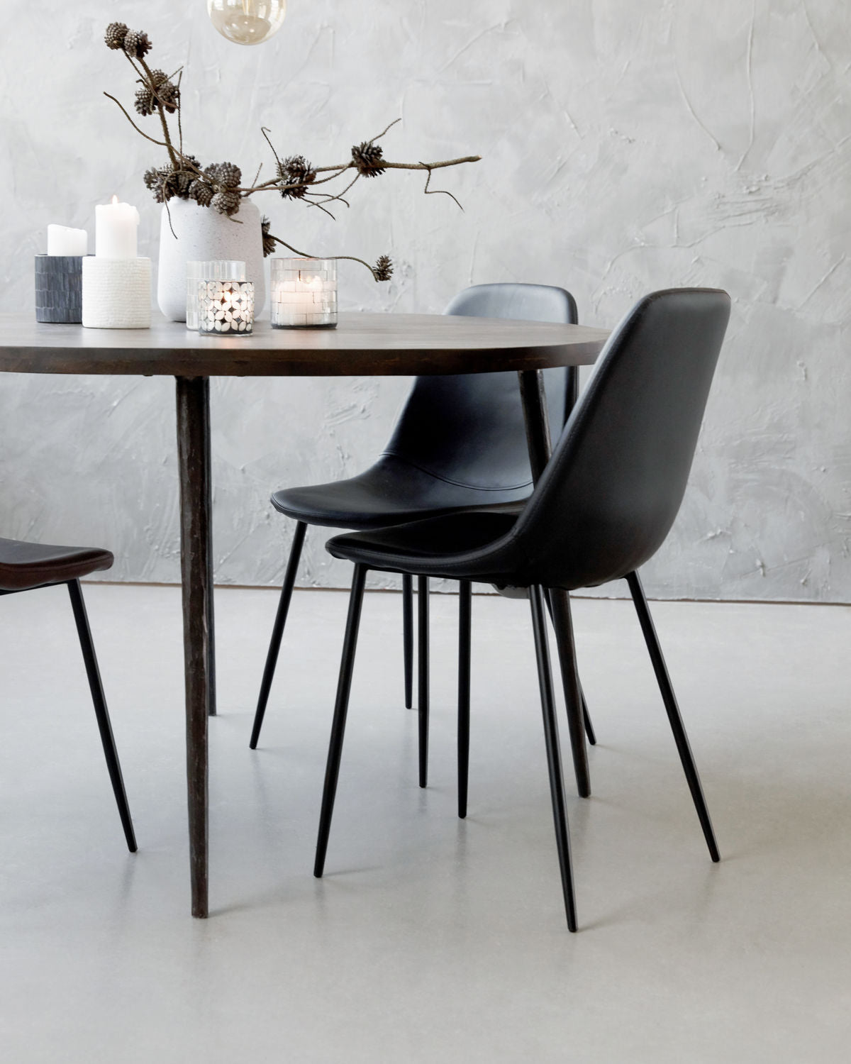 Valgomo kėdė "Found Black"