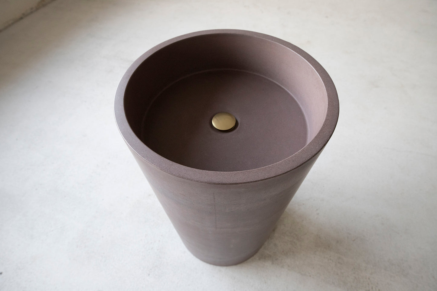 Praustuvas "Cylinder Plum"