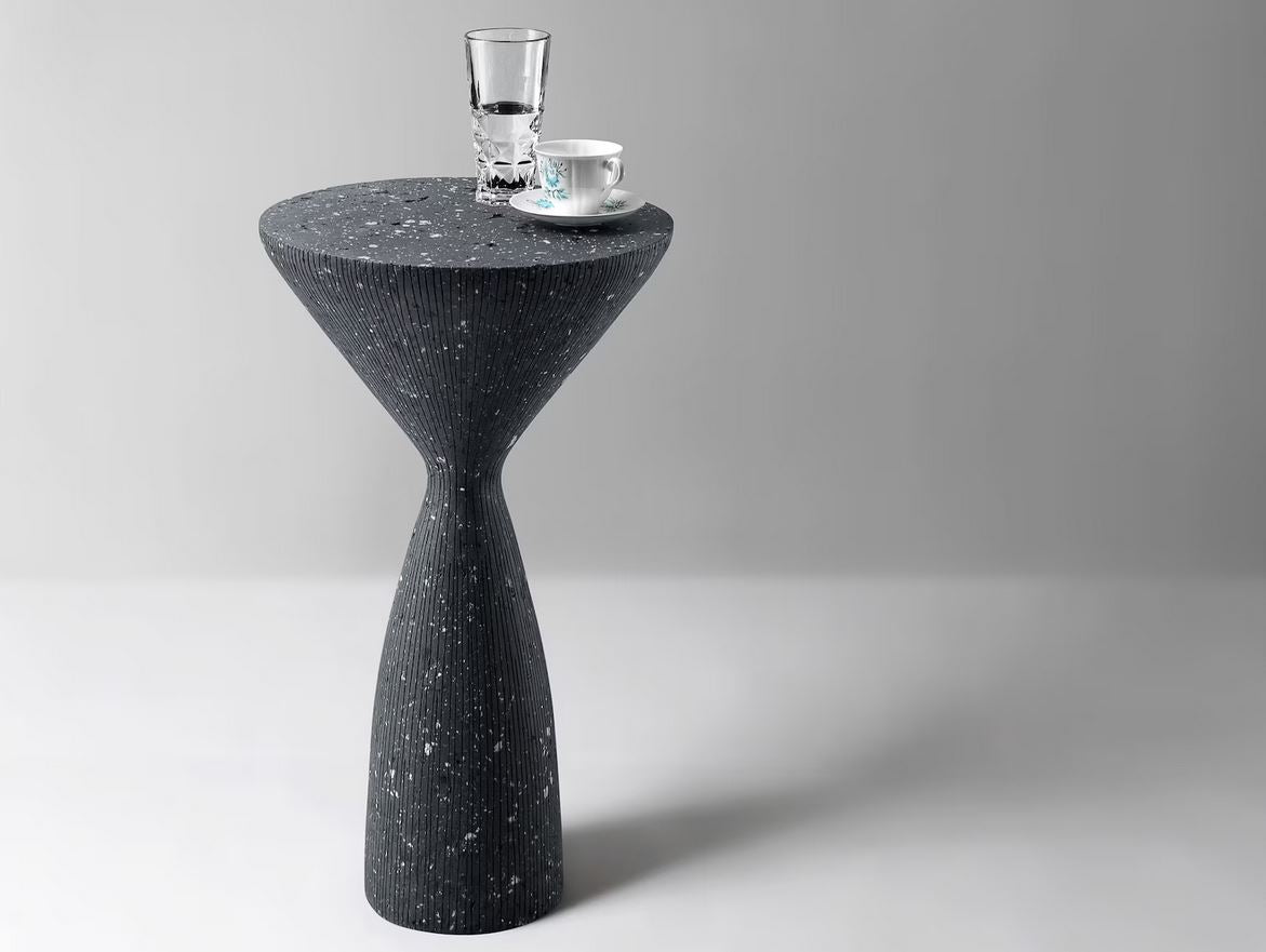 Šoninis staliukas "Genteel"