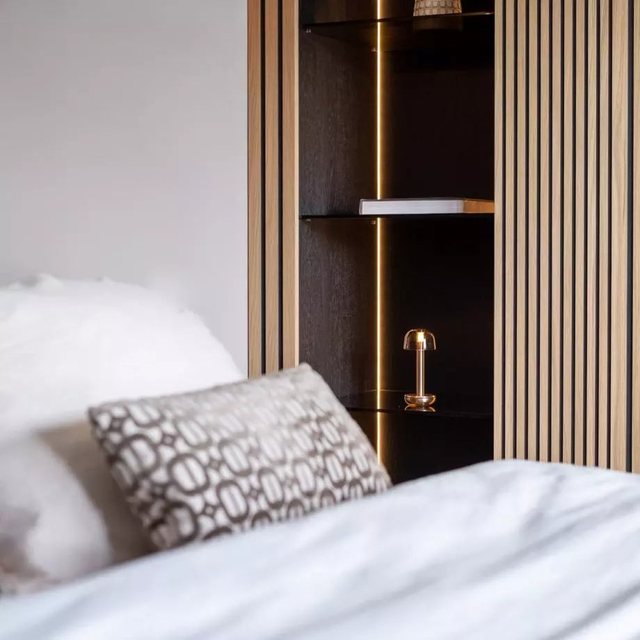 Įkraunamas šviestuvas "Too Smoked Gold"