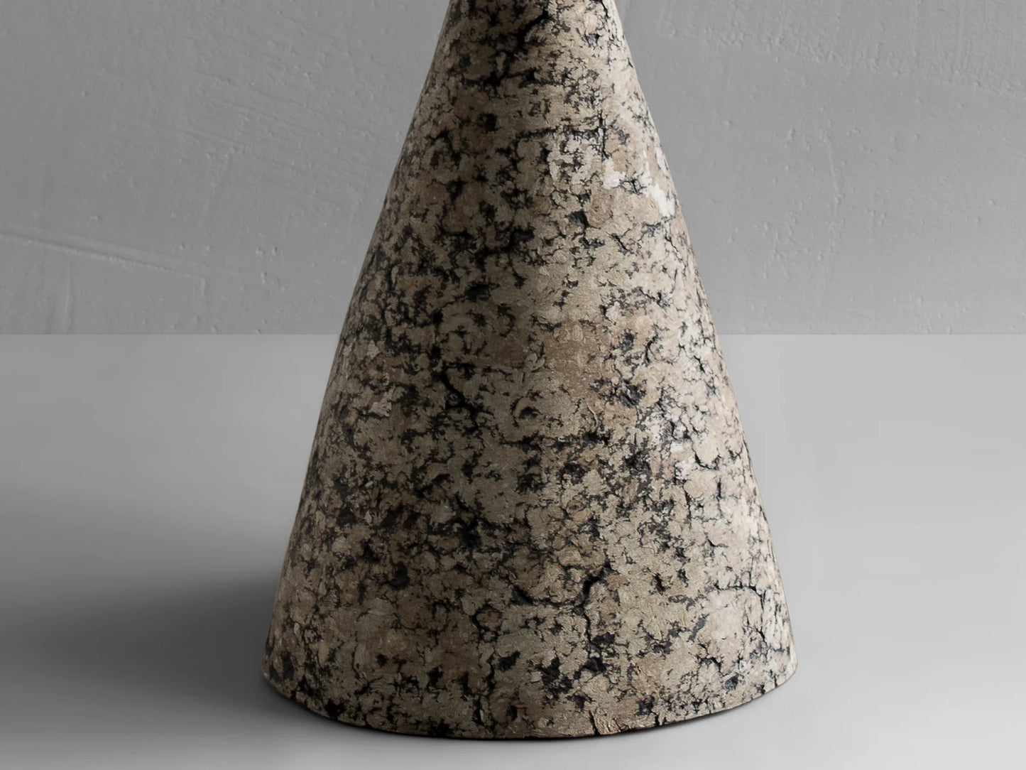 Šoninis staliukas "Mottled"